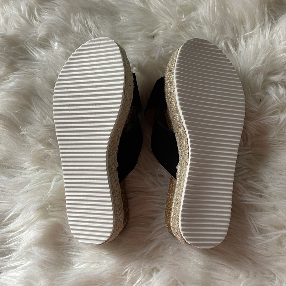 Cross Cross Espadrille Wedge Mules - Picture 3 of 3